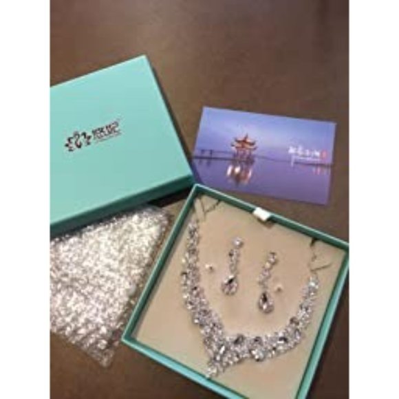 New Molie Bridal Austrian Crystal Necklace and Earrings Jewelry Set Gift… - Picture 5 of 10